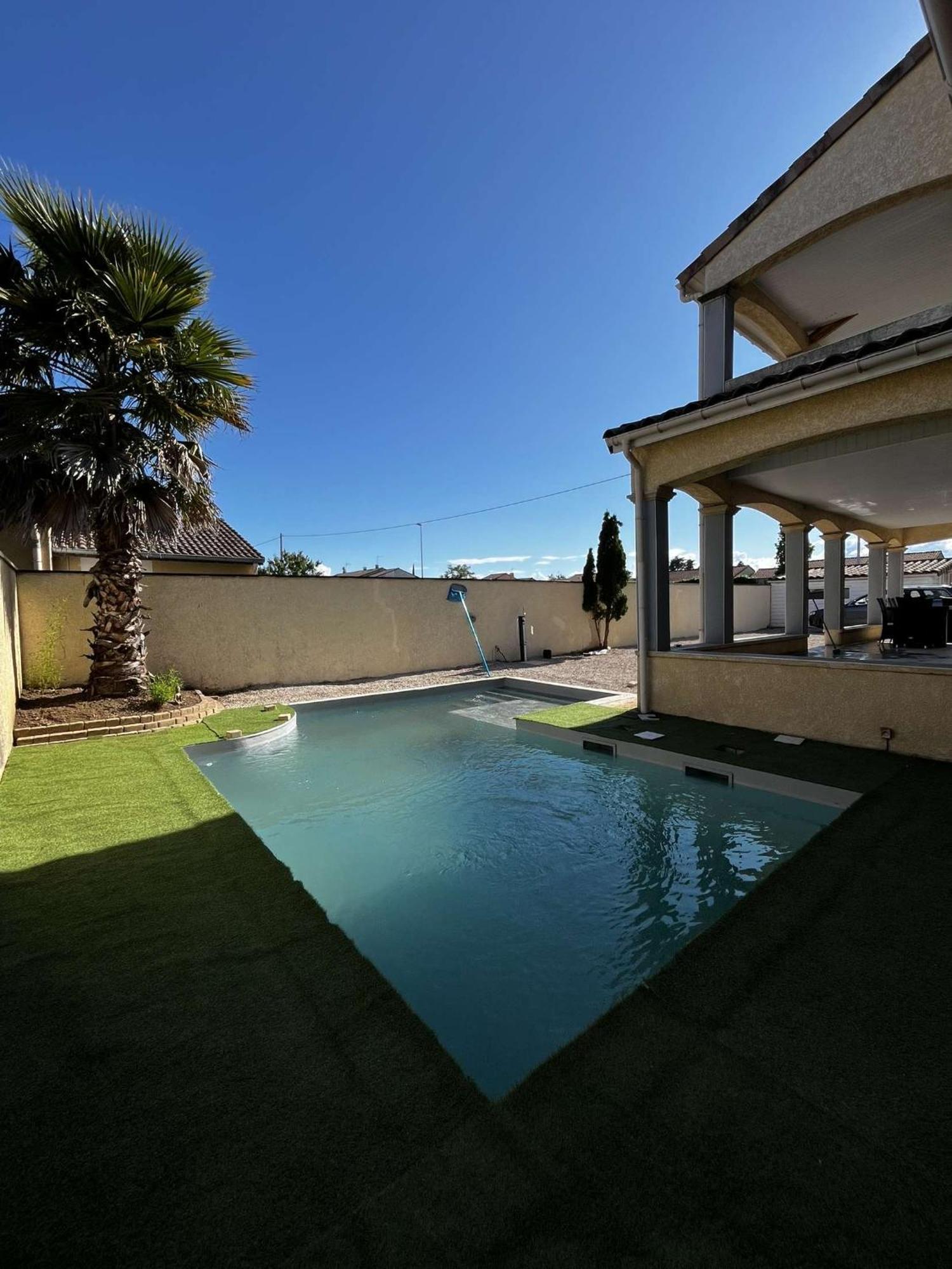 Villa Contemporaine Avec Piscine Romans-sur-Isere Exterior photo